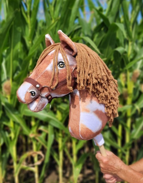 Hobby Horse Duży koń na kiju Premium - srokaty tobiano z brązową grzywą A3 Hobby Horse Duży koń na kiju Premium - srokaty tobiano z brązową grzywą A3