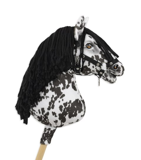 Hobby Horse Duży koń na kiju Premium - tarantowaty biało-czarny z czarną grzywą A3 Hobby Horse Duży koń na kiju Premium - tarantowaty biało-czarny z czarną grzywą A3