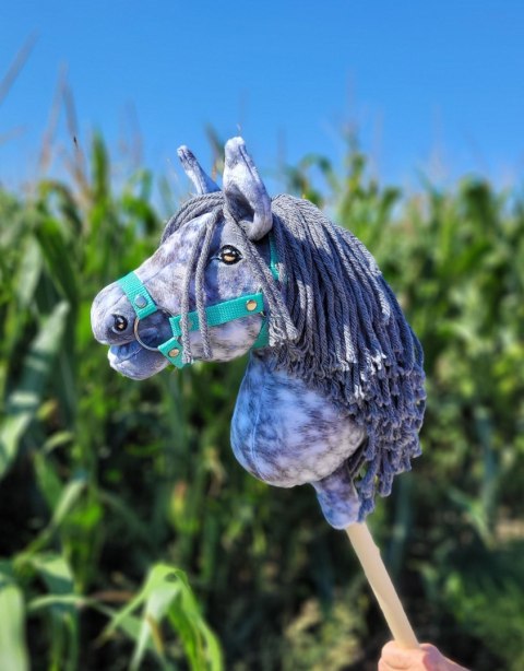 Hobby Horse Mały koń na kiju Premium - siwek jabłkowity z siwą grzywą A4 Hobby Horse Mały koń na kiju Premium - siwek jabłkowity z siwą grzywą A4