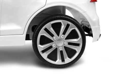 POJAZD AKUMULATOROWY AUDI RS Q8 WHITE POJAZD AKUMULATOROWY AUDI RS Q8 WHITE