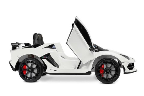 POJAZD NA AKU. LAMBORGHINI WHITE POJAZD NA AKU. LAMBORGHINI WHITE