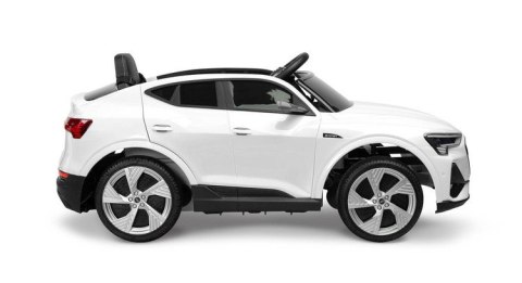 POJAZD NA AKUMULATOR AUDI ETRON SPORTBACK WHITE POJAZD NA AKUMULATOR AUDI ETRON SPORTBACK WHITE