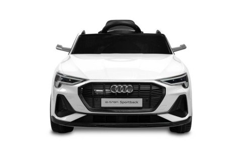 POJAZD NA AKUMULATOR AUDI ETRON SPORTBACK WHITE POJAZD NA AKUMULATOR AUDI ETRON SPORTBACK WHITE