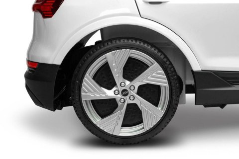 POJAZD NA AKUMULATOR AUDI ETRON SPORTBACK WHITE POJAZD NA AKUMULATOR AUDI ETRON SPORTBACK WHITE