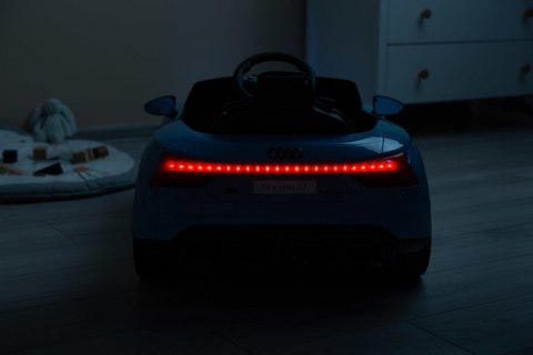 POJAZD NA AKUMULATOR AUDI RS ETRON GT BLUE