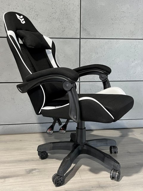 .Fotel obrotowy gamingowy HERO ENZO WHITE FABRIC .Fotel obrotowy gamingowy HERO ENZO WHITE FABRIC