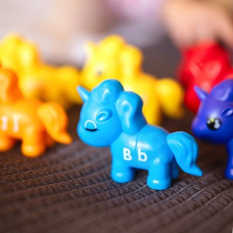 WOOPIE Figurki Montessori Zestaw Edukacyjny Jednorożce do Składania "Dopasuj Cyferki" 13 el. WOOPIE Figurki Montessori Zestaw Edukacyjny Jednorożce do Składania "Dopasuj Cyferki" 13 el.