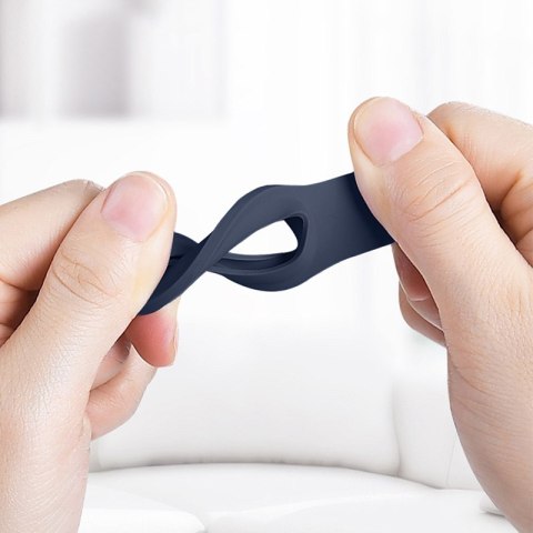Crong Silicone Case with Key Ring - Etui ochronne brelok do Apple AirTag (granatowy) Crong Silicone Case with Key Ring - Etui ochronne brelok do Apple AirTag (granatowy)