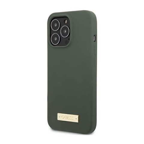 Guess Silicone Logo Plate MagSafe - Etui iPhone 13 Pro (zielony) Guess Silicone Logo Plate MagSafe - Etui iPhone 13 Pro (zielony)