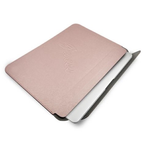 Guess Saffiano Script Computer Sleeve - Etui na notebooka 13" (różowy) Guess Saffiano Script Computer Sleeve - Etui na notebooka 13" (różowy)