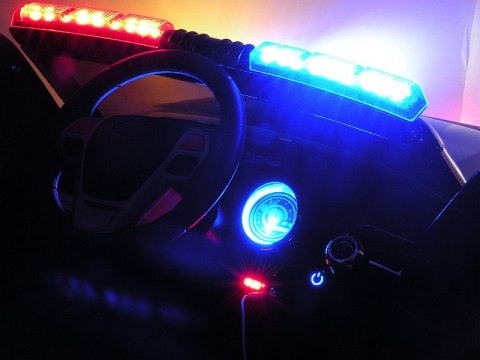 MEGA POLICJA Z MEGAFONEM I RADIEM, MIĘKKIE KOŁA/9935 MEGA POLICJA Z MEGAFONEM I RADIEM, MIĘKKIE KOŁA/9935