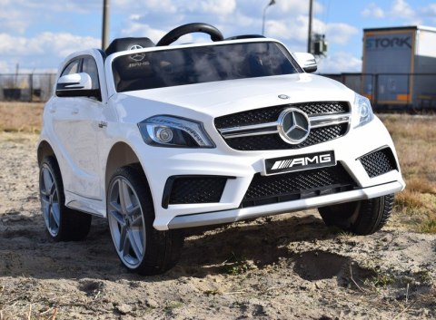 MERCEDES A45 AMG Z AMORTYZATORAMI, MIĘKKIE KOŁA, SIEDZENIE, HAMULEC/CH9988 MERCEDES A45 AMG Z AMORTYZATORAMI, MIĘKKIE KOŁA, SIEDZENIE, HAMULEC/CH9988