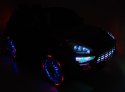 NAJNOWSZY MEGA SUV LAKIEROWANY Z FUNKCJĄ BUJANIA/8588