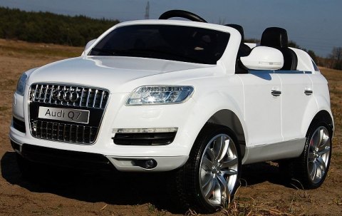 ORYGINALNE AUDI Q7 DWA SILNIKI, AMORTYZATORY PILOT, LICENCJA, 3 PRĘDKOŚCI ORYGINALNE AUDI Q7 DWA SILNIKI, AMORTYZATORY PILOT, LICENCJA, 3 PRĘDKOŚCI