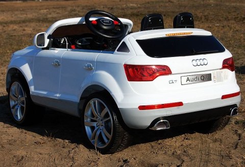 ORYGINALNE AUDI Q7 DWA SILNIKI, AMORTYZATORY PILOT, LICENCJA, 3 PRĘDKOŚCI ORYGINALNE AUDI Q7 DWA SILNIKI, AMORTYZATORY PILOT, LICENCJA, 3 PRĘDKOŚCI