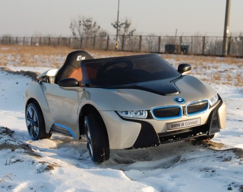 ORYGINALNE BMW i8 CONCEPT W NAJLEPSZEJ WERSJI, LAKIER/168 ORYGINALNE BMW i8 CONCEPT W NAJLEPSZEJ WERSJI, LAKIER/168