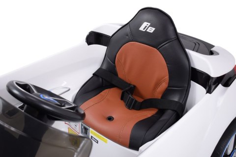 ORYGINALNE BMW i8 CONCEPT W NAJLEPSZEJ WERSJI Z SYSTEMEM ESW/168 ORYGINALNE BMW i8 CONCEPT W NAJLEPSZEJ WERSJI Z SYSTEMEM ESW/168