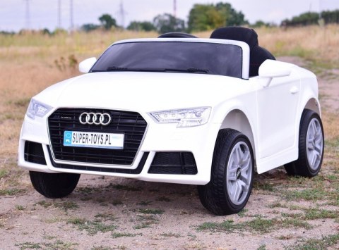 AUDI A3 - MIĘKKIE KOŁA, MIĘKKIE SIEDZENIE PEŁNA OPCJA/PB1688 AUDI A3 - MIĘKKIE KOŁA, MIĘKKIE SIEDZENIE PEŁNA OPCJA/PB1688