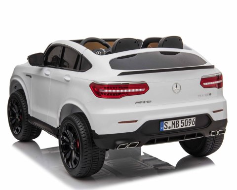 MERCEDES GLC 63S LICENCJA, 4X4, 2x12V, MIĘKKIE KOŁA EVA, MIĘKKIE SIEDZENIE, WALIZKA, FULL OPCJA/XMX608 MERCEDES GLC 63S LICENCJA, 4X4, 2x12V, MIĘKKIE KOŁA EVA, MIĘKKIE SIEDZENIE, WALIZKA, FULL OPCJA/XMX608