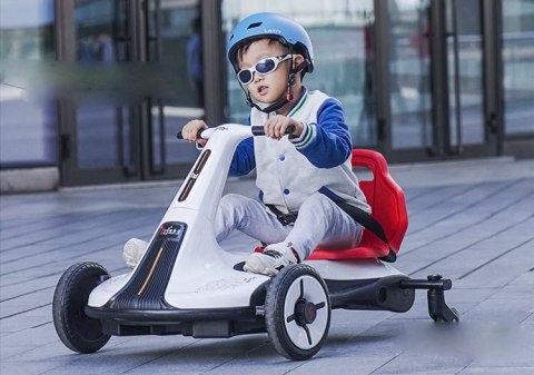 SZYBKI DRIFTUJĄCY GOKART, BLUETOOTH, ŚWIATŁA NOWOŚĆ/BDQ-8108