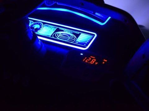 AUTO NA AKUMULATOR MERCEDES GLB, FUNKCJA BUJANIA, MIĘKKIE SIEDZENIE, MIĘKKIE KOŁA, LAKIER NOWOŚĆ/BDQ1201 AUTO NA AKUMULATOR MERCEDES GLB, FUNKCJA BUJANIA, MIĘKKIE SIEDZENIE, MIĘKKIE KOŁA, LAKIER NOWOŚĆ/BDQ1201