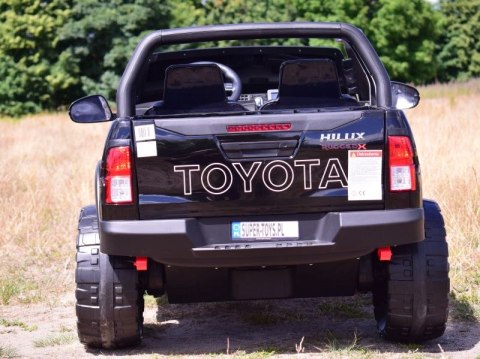 ORYGINALNA TOYOTA HILUX, 2X12V10AH W WALIZCE,MP4, LAKIER, FULL OPCJA 4X4 /DKHL850 ORYGINALNA TOYOTA HILUX, 2X12V10AH W WALIZCE,MP4, LAKIER, FULL OPCJA 4X4 /DKHL850