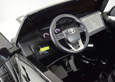 ORYGINALNA TOYOTA HILUX, 2X12V10AH W WALIZCE,MP4, LAKIER, FULL OPCJA 4X4 /DKHL850 ORYGINALNA TOYOTA HILUX, 2X12V10AH W WALIZCE,MP4, LAKIER, FULL OPCJA 4X4 /DKHL850