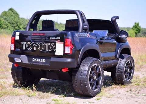 ORYGINALNA TOYOTA HILUX, 2X12V10AH W WALIZCE,MP4, LAKIER, FULL OPCJA 4X4 /DKHL850 ORYGINALNA TOYOTA HILUX, 2X12V10AH W WALIZCE,MP4, LAKIER, FULL OPCJA 4X4 /DKHL850