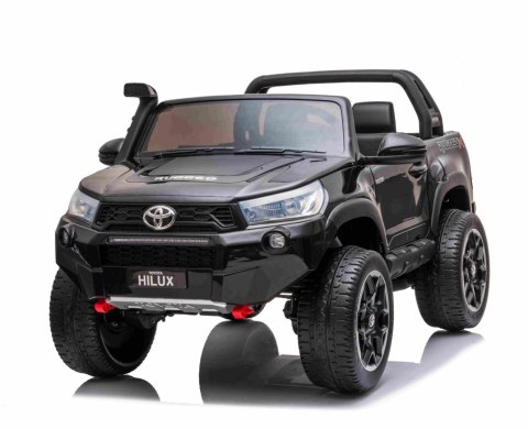 ORYGINALNA TOYOTA HILUX, 2X12V10AH W WALIZCE,MP4, LAKIER, FULL OPCJA 4X4 /DKHL850 ORYGINALNA TOYOTA HILUX, 2X12V10AH W WALIZCE,MP4, LAKIER, FULL OPCJA 4X4 /DKHL850