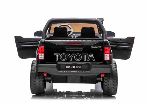 ORYGINALNA TOYOTA HILUX, 2X12V10AH W WALIZCE,MP4, LAKIER, FULL OPCJA 4X4 /DKHL850 ORYGINALNA TOYOTA HILUX, 2X12V10AH W WALIZCE,MP4, LAKIER, FULL OPCJA 4X4 /DKHL850