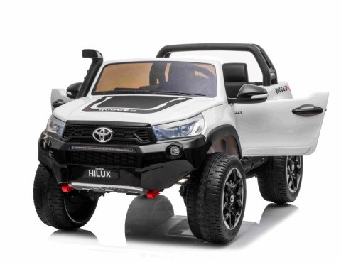 ORYGINALNA TOYOTA HILUX, 2X12V10AH W WALIZCE, PANEL SPORT, RADIO FM 4X4/DKHL850 ORYGINALNA TOYOTA HILUX, 2X12V10AH W WALIZCE, PANEL SPORT, RADIO FM 4X4/DKHL850