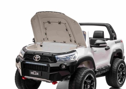 ORYGINALNA TOYOTA HILUX, 2X12V10AH W WALIZCE, PANEL SPORT, RADIO FM 4X4/DKHL850 ORYGINALNA TOYOTA HILUX, 2X12V10AH W WALIZCE, PANEL SPORT, RADIO FM 4X4/DKHL850