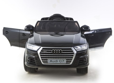 ORYGINALNE AUDI Q7 DWA SILNIKI, AMORTYZATORY, PILOT, MIĘKKIE KOŁA, PRAWDZIWE RADIO ORYGINALNE AUDI Q7 DWA SILNIKI, AMORTYZATORY, PILOT, MIĘKKIE KOŁA, PRAWDZIWE RADIO