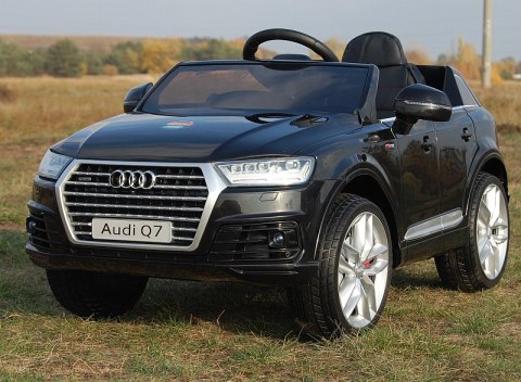 ORYGINALNE AUDI Q7 DWA SILNIKI, AMORTYZATORY, PILOT, MIĘKKIE KOŁA, PRAWDZIWE RADIO ORYGINALNE AUDI Q7 DWA SILNIKI, AMORTYZATORY, PILOT, MIĘKKIE KOŁA, PRAWDZIWE RADIO
