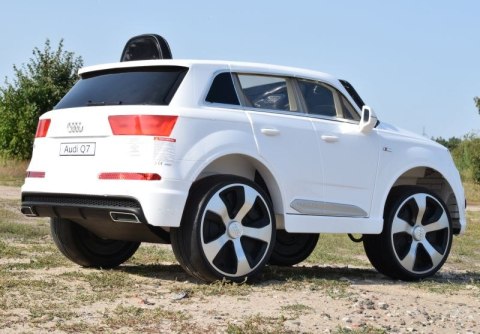 ORYGINALNE AUDI Q7 W NAJLEPSZEJ WERSJI/ 2188 ORYGINALNE AUDI Q7 W NAJLEPSZEJ WERSJI/ 2188