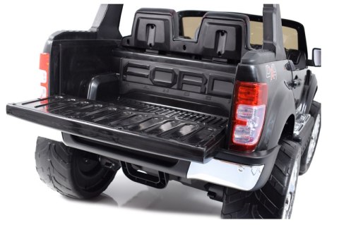 FORD F650 4X4 , 2x12V LICENCJA, PANEL MP4, MIĘKKIE KOŁA EVA, MIĘKKIE SIEDZENIE FULL OPCJA 12V/F650 FORD F650 4X4 , 2x12V LICENCJA, PANEL MP4, MIĘKKIE KOŁA EVA, MIĘKKIE SIEDZENIE FULL OPCJA 12V/F650