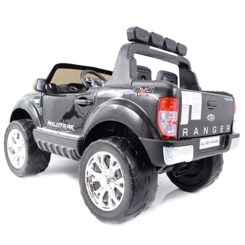 FORD F650 4X4 , 2x12V LICENCJA, PANEL MP4, MIĘKKIE KOŁA EVA, MIĘKKIE SIEDZENIE FULL OPCJA 12V/F650 FORD F650 4X4 , 2x12V LICENCJA, PANEL MP4, MIĘKKIE KOŁA EVA, MIĘKKIE SIEDZENIE FULL OPCJA 12V/F650