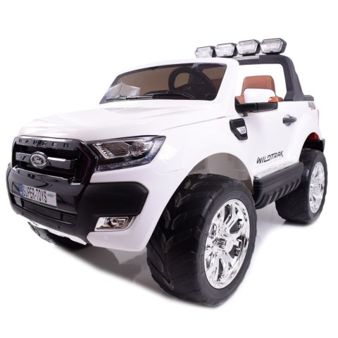FORD F650 4X4 , 24 V LICENCJA, MP4, MIĘKKIE KOŁA EVA, MIĘKKIE SIEDZENIE FULL OPCJA 12V/F650 FORD F650 4X4 , 24 V LICENCJA, MP4, MIĘKKIE KOŁA EVA, MIĘKKIE SIEDZENIE FULL OPCJA 12V/F650
