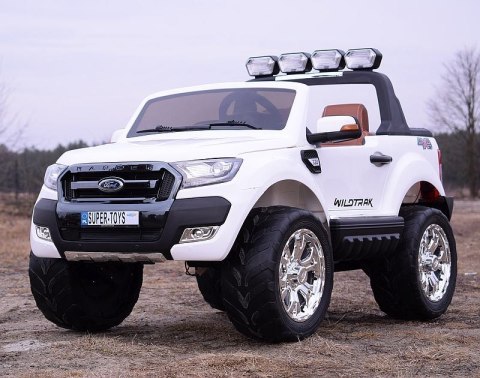 FORD F650 4X4 , 24 V LICENCJA, MP4, MIĘKKIE KOŁA EVA, MIĘKKIE SIEDZENIE FULL OPCJA 12V/F650 FORD F650 4X4 , 24 V LICENCJA, MP4, MIĘKKIE KOŁA EVA, MIĘKKIE SIEDZENIE FULL OPCJA 12V/F650