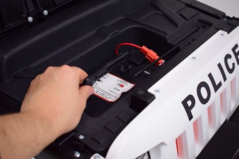 JEEP BUGGY POLICJA MEGA KOŁA Z AMORTYZATORAMI PILOT 4X4, PANEL, PRZESUWANE SIEDZENIE, /SX-1719 JEEP BUGGY POLICJA MEGA KOŁA Z AMORTYZATORAMI PILOT 4X4, PANEL, PRZESUWANE SIEDZENIE, /SX-1719