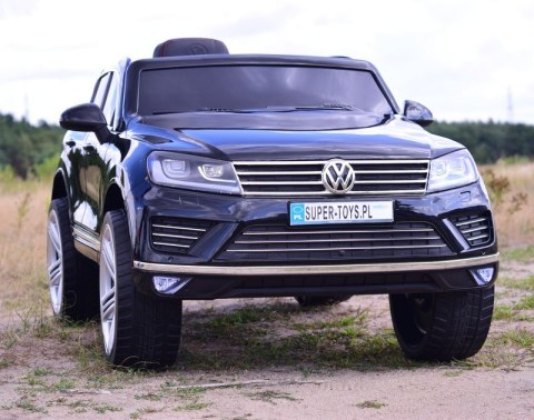 VW TOUAREG Z MP4, LAKIER, MIĘKKIE KOŁA, MIĘKKIE SIEDZENIE, PEŁNA OPCJA/F666 VW TOUAREG Z MP4, LAKIER, MIĘKKIE KOŁA, MIĘKKIE SIEDZENIE, PEŁNA OPCJA/F666