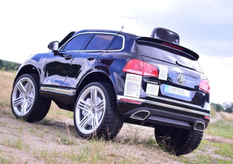 VW TOUAREG Z MP4, LAKIER, MIĘKKIE KOŁA, MIĘKKIE SIEDZENIE, PEŁNA OPCJA/F666 VW TOUAREG Z MP4, LAKIER, MIĘKKIE KOŁA, MIĘKKIE SIEDZENIE, PEŁNA OPCJA/F666