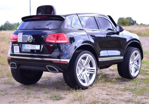 VW TOUAREG Z MP4, LAKIER, MIĘKKIE KOŁA, MIĘKKIE SIEDZENIE, PEŁNA OPCJA/F666 VW TOUAREG Z MP4, LAKIER, MIĘKKIE KOŁA, MIĘKKIE SIEDZENIE, PEŁNA OPCJA/F666
