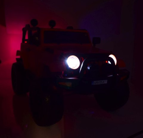 MEGA JEEP 4X4, MIĘKKIE KOŁA, MIĘKKIE SIEDZENIE, FUNKCJA BUJANIA SUPER HIT/LT828 MEGA JEEP 4X4, MIĘKKIE KOŁA, MIĘKKIE SIEDZENIE, FUNKCJA BUJANIA SUPER HIT/LT828