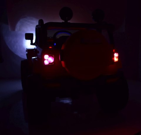 MEGA JEEP 4X4, MIĘKKIE KOŁA, MIĘKKIE SIEDZENIE, FUNKCJA BUJANIA SUPER HIT/LT828 MEGA JEEP 4X4, MIĘKKIE KOŁA, MIĘKKIE SIEDZENIE, FUNKCJA BUJANIA SUPER HIT/LT828