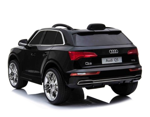 AUDI Q5 , MIĘKKIE KOŁA, MIĘKKIE SIEDZENIE, RADIO FM, BLUETOOTH - PEŁNA OPCJA/S305 AUDI Q5 , MIĘKKIE KOŁA, MIĘKKIE SIEDZENIE, RADIO FM, BLUETOOTH - PEŁNA OPCJA/S305