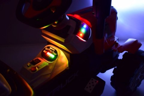 TRAKTOR NA AKUMULATOR ZIELONY Z PRZYCZEPĄ + MOŻDZIERZ, MIĘKKIE SIEDZENIE,PILOT/HSD6606 TRAKTOR NA AKUMULATOR ZIELONY Z PRZYCZEPĄ + MOŻDZIERZ, MIĘKKIE SIEDZENIE,PILOT/HSD6606