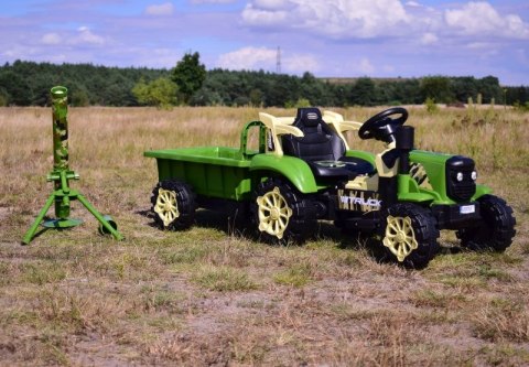 TRAKTOR NA AKUMULATOR ZIELONY Z PRZYCZEPĄ + MOŻDZIERZ, MIĘKKIE SIEDZENIE,PILOT/HSD6606 TRAKTOR NA AKUMULATOR ZIELONY Z PRZYCZEPĄ + MOŻDZIERZ, MIĘKKIE SIEDZENIE,PILOT/HSD6606