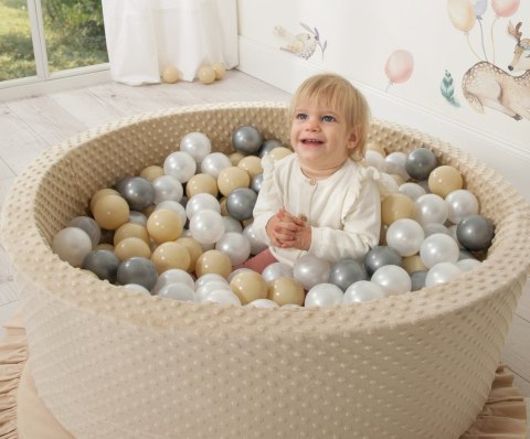 Suchy basen minky H-30 cm z piłkami 200szt.- czekoladowy Suchy basen minky H-30 cm z piłkami 200szt.- czekoladowy