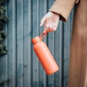 Quokka Solid With Strap - Butelka termiczna ze stali nierdzewnej 510 ml z paskiem (Orange)